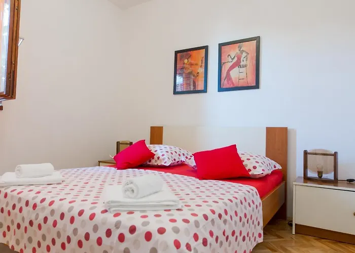 Vesna&ivan דירה טרוגיר